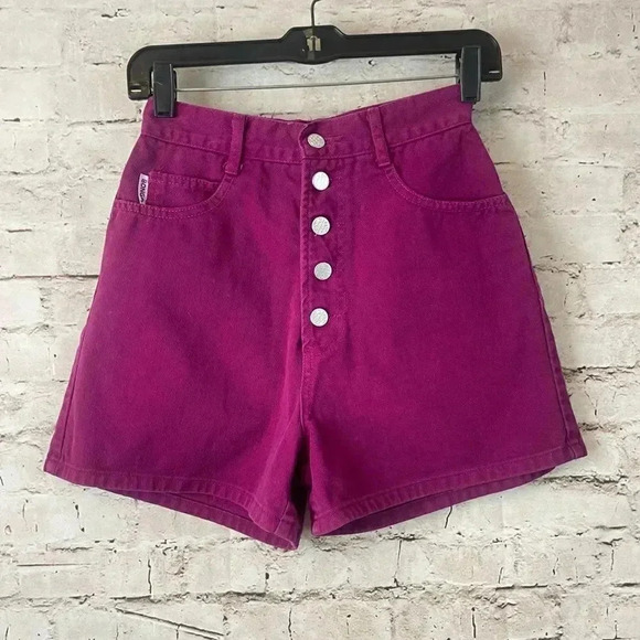 Vintage BONGO Juniors Size 5 Fuchsia High Rise Button Front Denim Shorts USA VTG - Picture 1 of 8